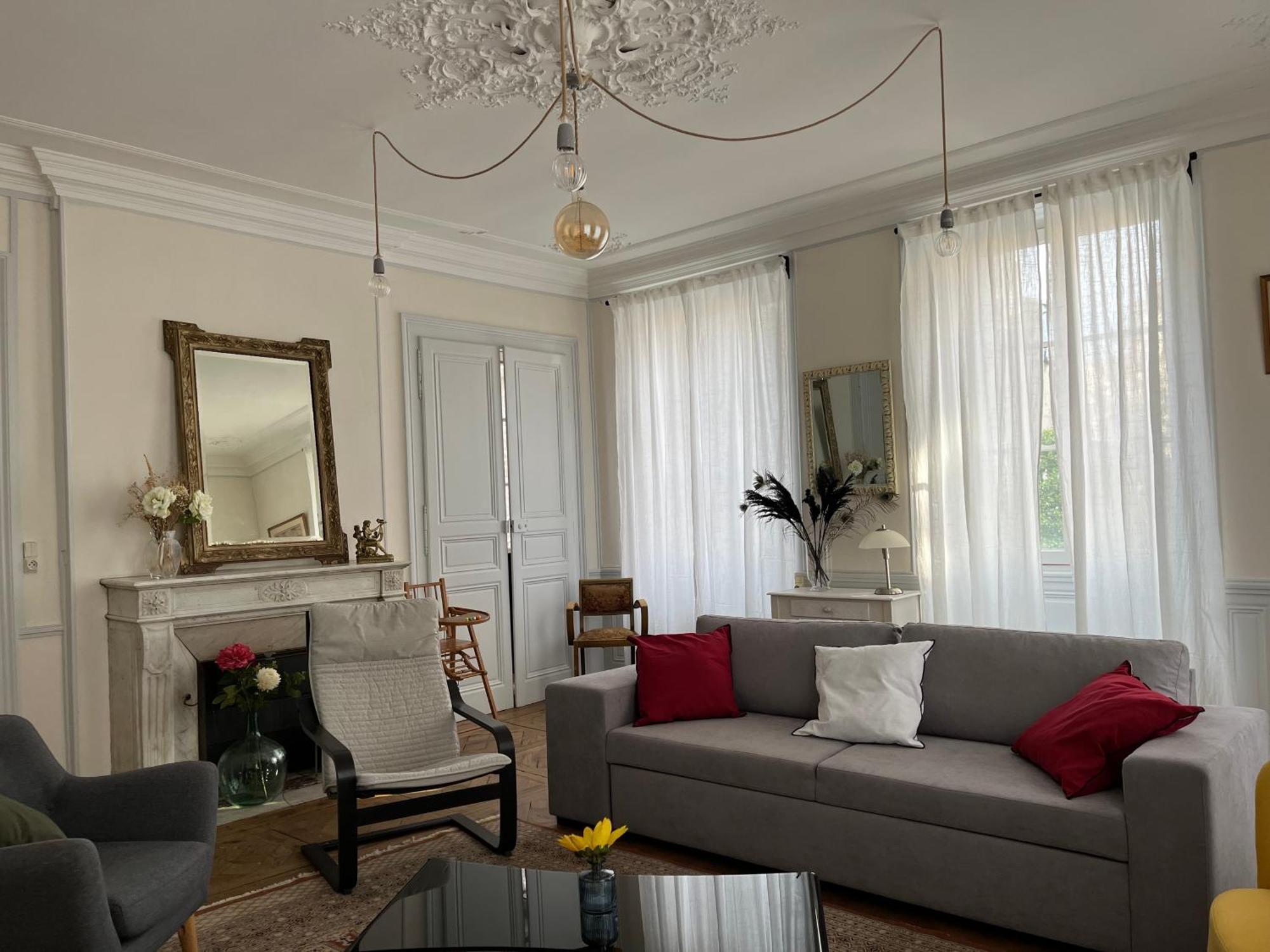 La Villa Louana 1 Appartement 160M2 Sobriete,Elegance En Coeur De Ville اوبيسون المظهر الخارجي الصورة