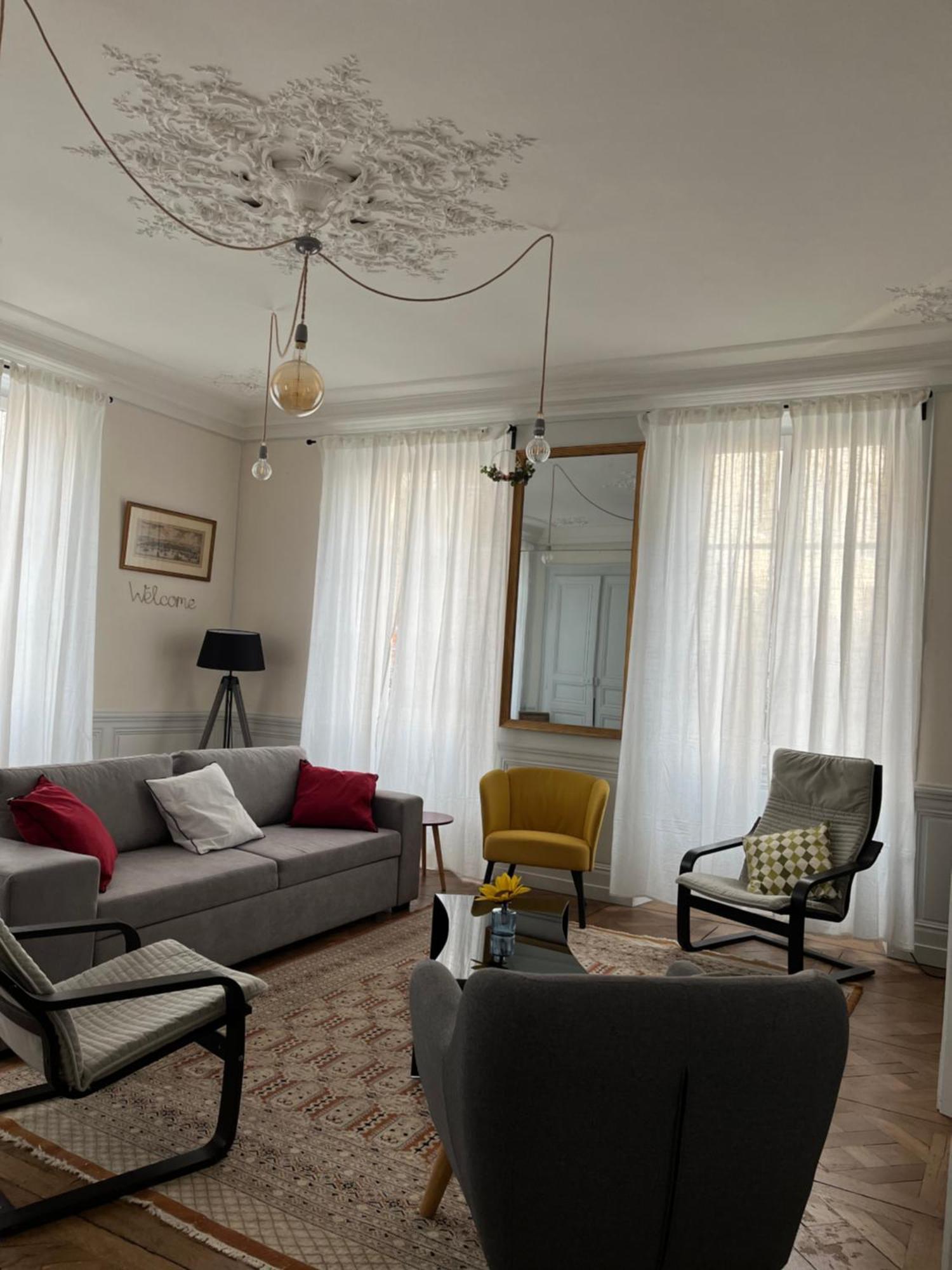 La Villa Louana 1 Appartement 160M2 Sobriete,Elegance En Coeur De Ville اوبيسون المظهر الخارجي الصورة