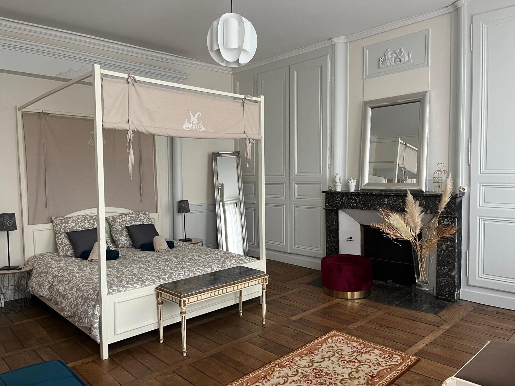 La Villa Louana 1 Appartement 160M2 Sobriete,Elegance En Coeur De Ville اوبيسون المظهر الخارجي الصورة